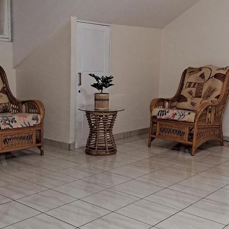 Logement Spacieux Deux Pieces A Baie Mahault المظهر الخارجي الصورة
