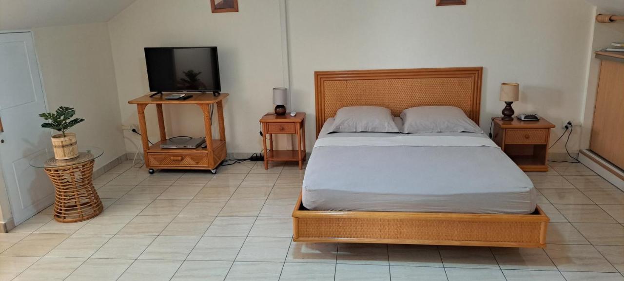 Logement Spacieux Deux Pieces A Baie Mahault المظهر الخارجي الصورة