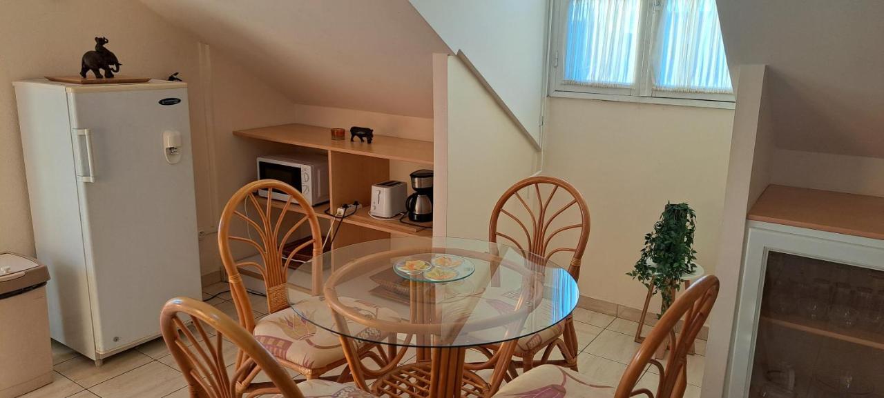 Logement Spacieux Deux Pieces A Baie Mahault المظهر الخارجي الصورة