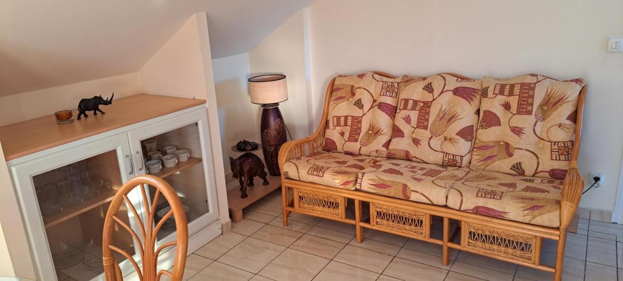 Logement Spacieux Deux Pieces A Baie Mahault المظهر الخارجي الصورة