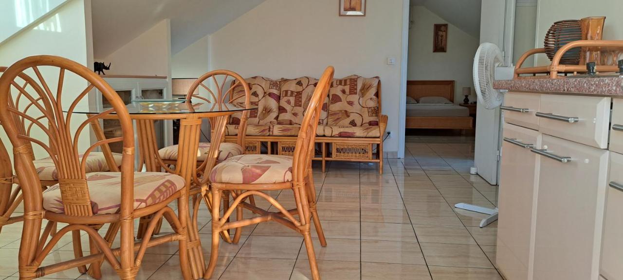 Logement Spacieux Deux Pieces A Baie Mahault المظهر الخارجي الصورة