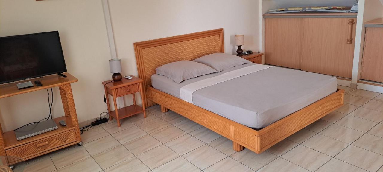 Logement Spacieux Deux Pieces A Baie Mahault المظهر الخارجي الصورة