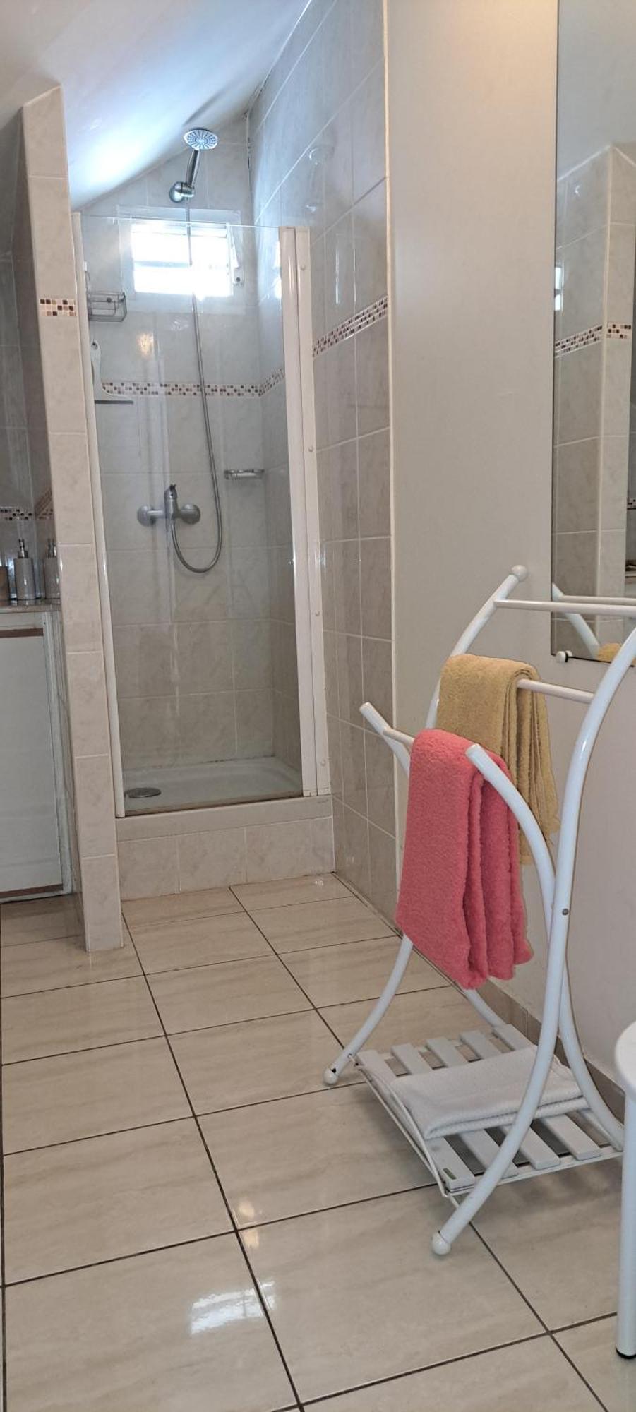 Logement Spacieux Deux Pieces A Baie Mahault المظهر الخارجي الصورة